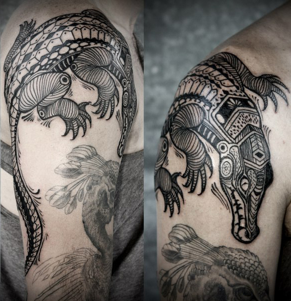 Crocodile Shoulder Graphic tattoo idea