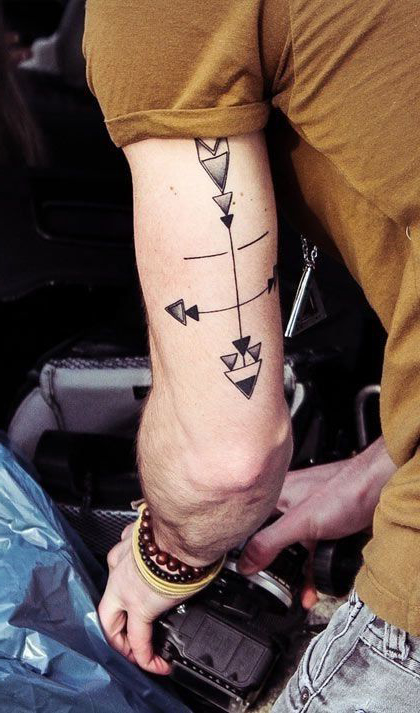 Geometry arrow Blackwork tattoo on hand