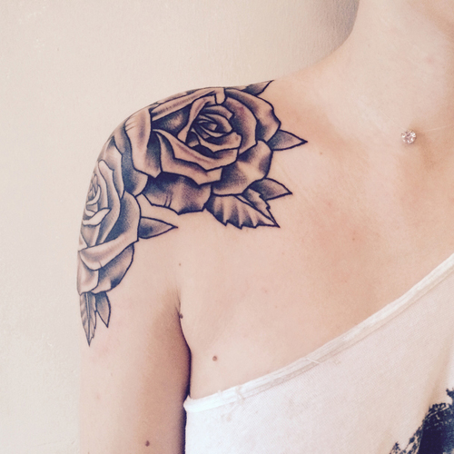 Shoulder Several Rose tattoo