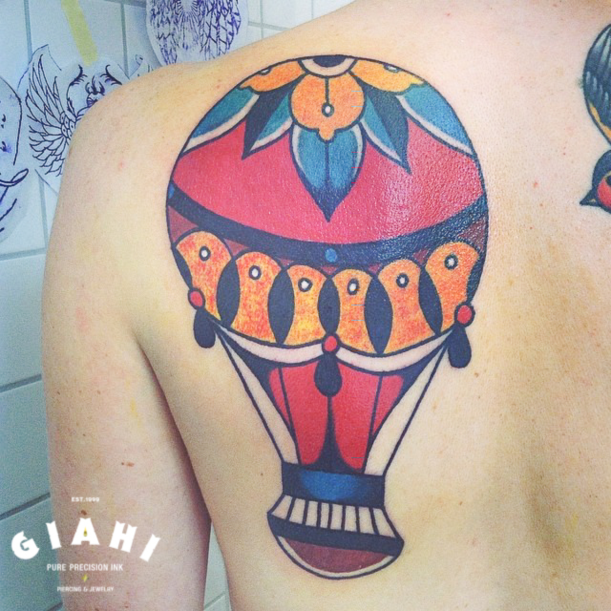 Air Balloon Old School tattoo by Elda Bernardes