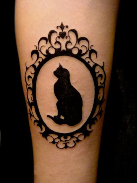 Cat in Frame Blackwork tattoo