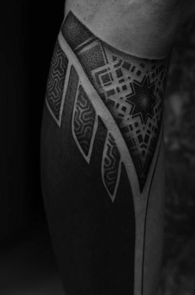 Dotwork Blackwork tattoo star