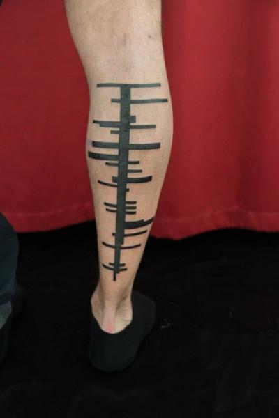 Leg Lines Blackwork tattoo by Skin Deep Art