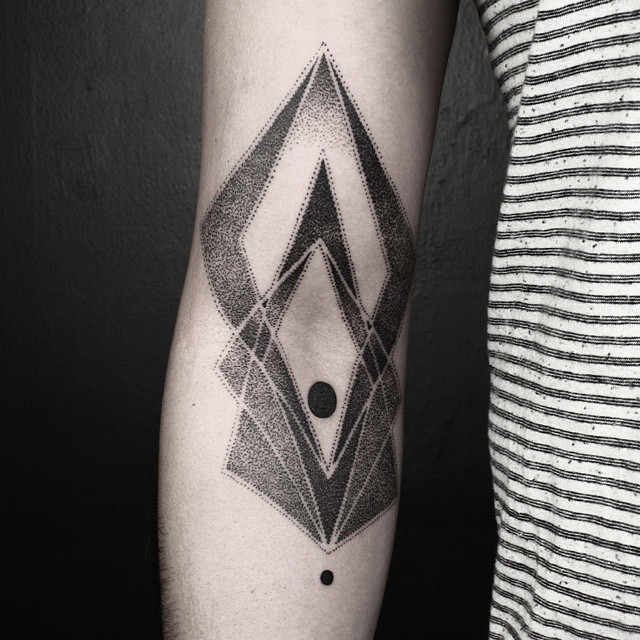 Dotwork Arm Geometry