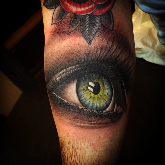 Unreal Realistic Eye tattoo on Leg