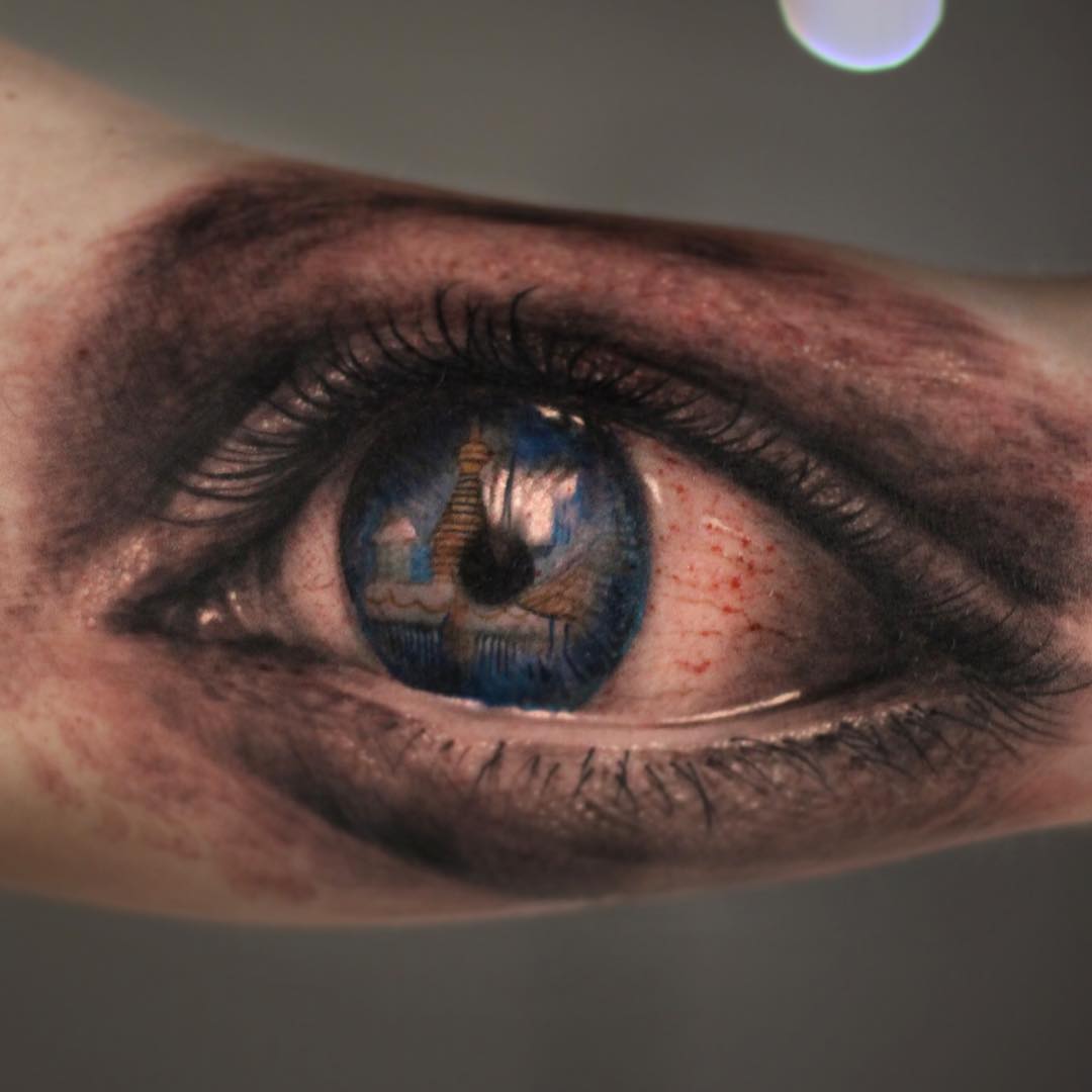 Realistic Eyeball Tattoo