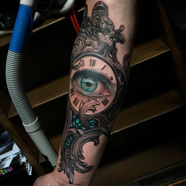 clockface eye tattoo