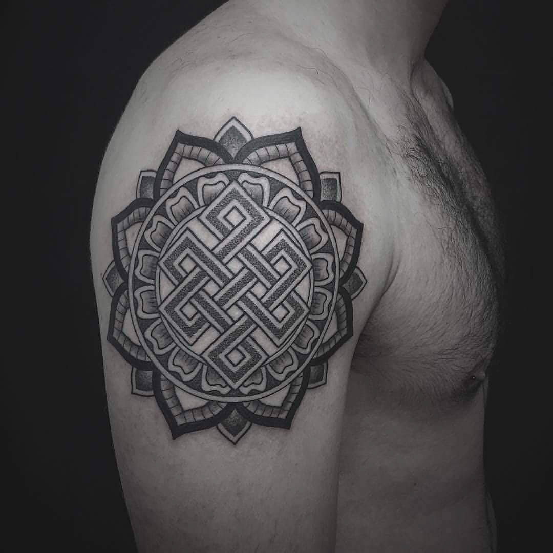 shoulder tattoo endless knot