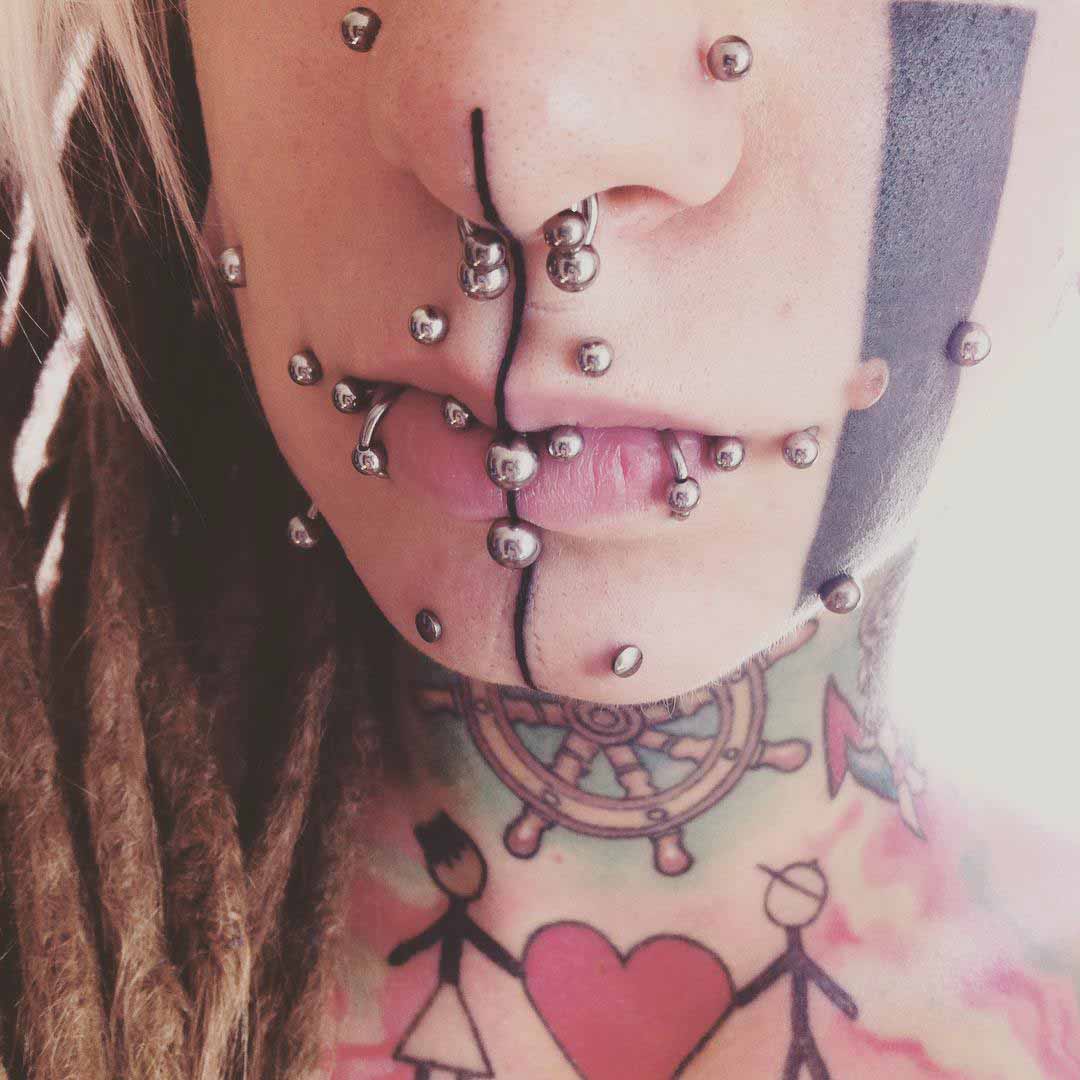 Face Line Chin Tattoo by mirka_x_mythra