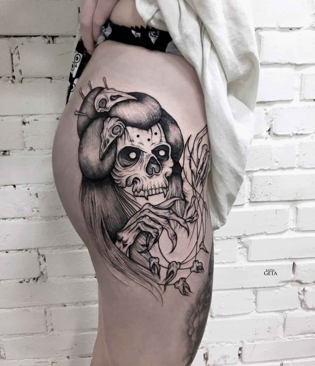 hip tattoo skull for girl