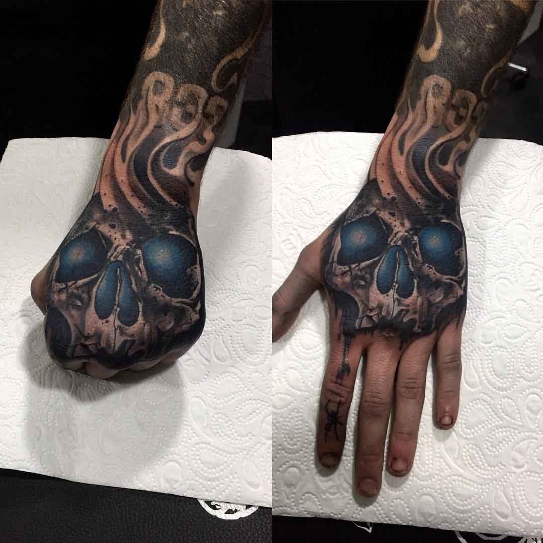 skull tattoo on hand