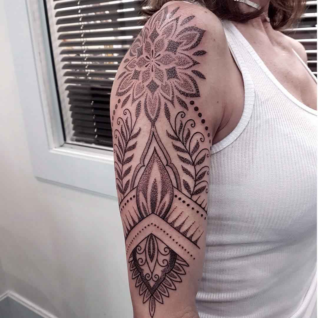 shoulder dotwork tattoo