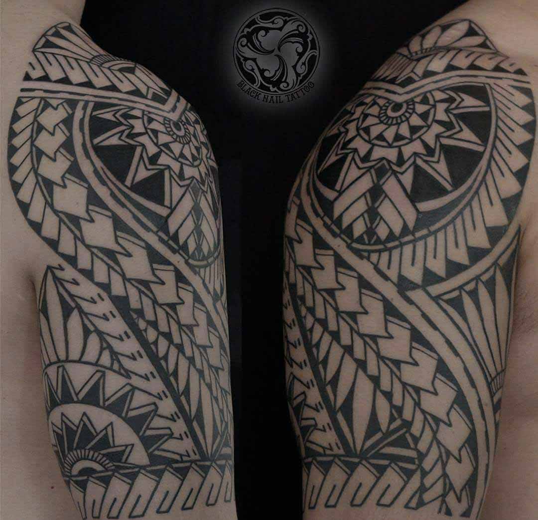 maori tattoo on shoulder