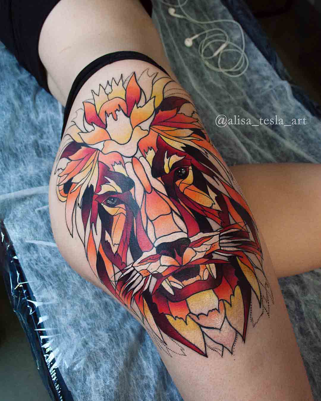 hip tattoo lion