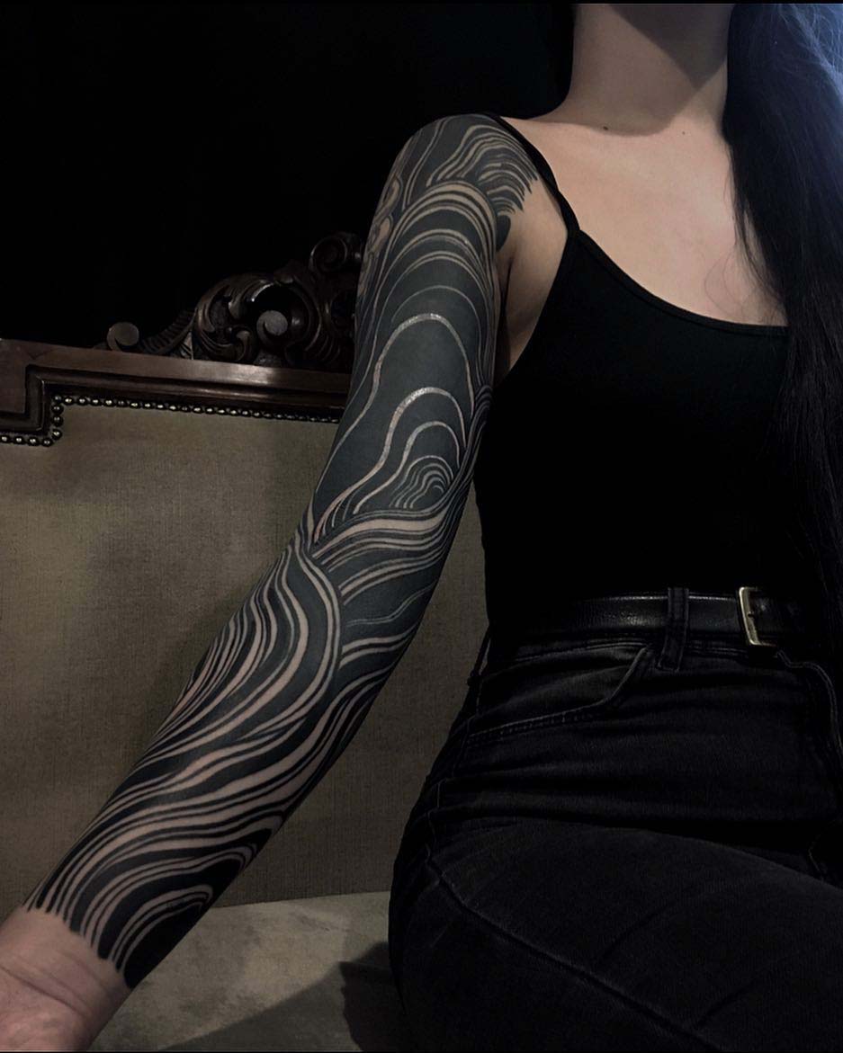 blackwork tattoo sleeve